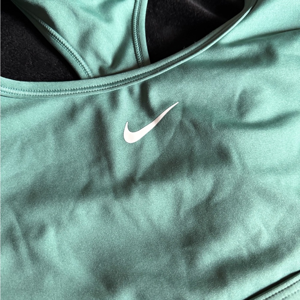 💪 Nike Dri-FIT Sports Bra Bundle – Size Large | Teal & Rose Pink - Picture 2 of 3